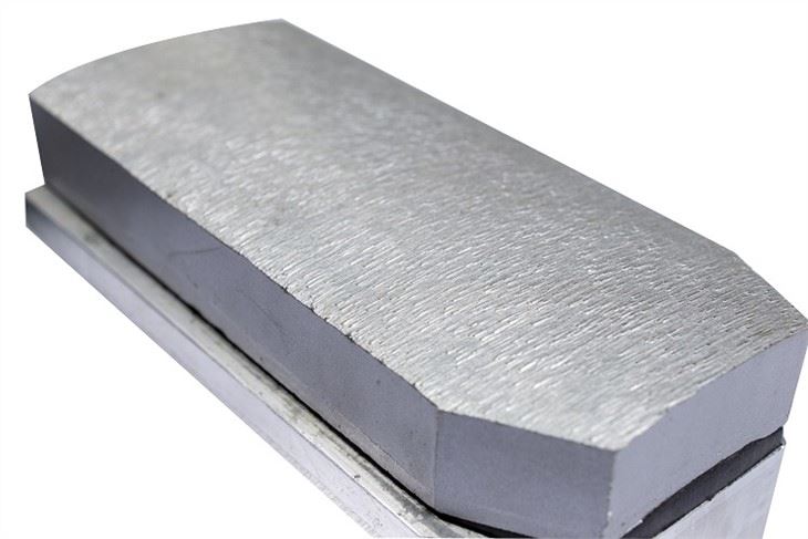 Metal fickert (2)